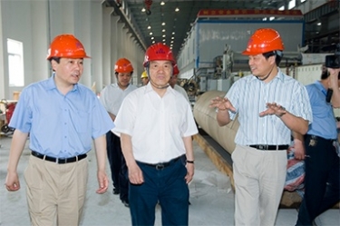 2007年5月25日，時(shí)任全國政協(xié)常委、經(jīng)濟(jì)委員會副主任、中國包裝聯(lián)合會會長石萬鵬一行來公司視察